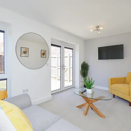 2 Bed Premium House - Driveway Parking - Royal Derby Hospital 3 Mins Apartment Exterior photo