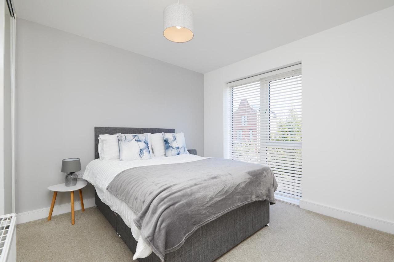 2 Bed Premium House - Driveway Parking - Royal Hospital 3 Mins Derby